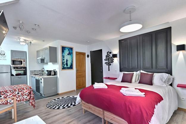 Les Suites Fénelon Le Cateau-Cambresis Extérieur photo