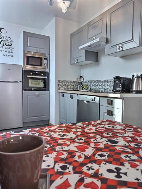 Les Suites Fénelon Le Cateau-Cambresis Extérieur photo