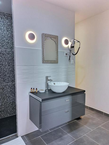 Les Suites Fénelon Le Cateau-Cambresis Extérieur photo